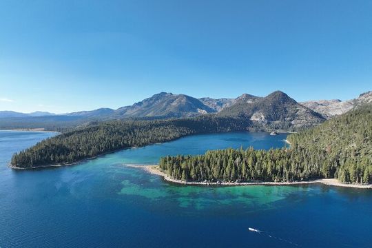 2 Hour Private Emerald Bay Boat Tour