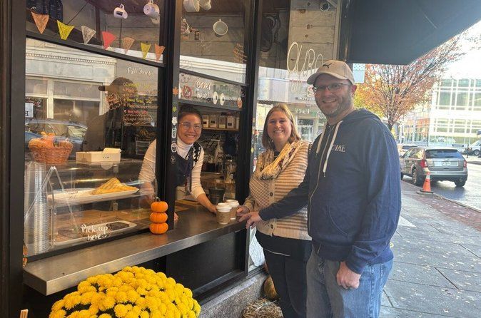 Historic Lancaster Walking Tour with Breakfast