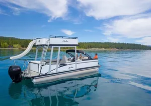 8-Hour Private Boat Tour on Lake Tahoe