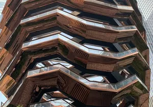 NYC Chelsea self-guided walking tour & scavenger hunt