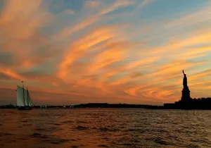 1 Hour Private Charter in New York Harbor for up to 6 people