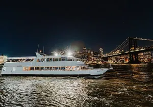 New York City Dinner Cruise with Live Music