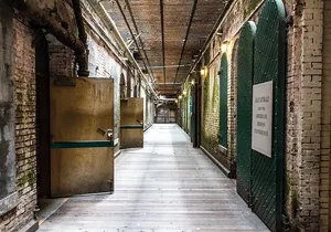 Alcatraz Prison Tour and Golden Gate Bridge Bay Cruise