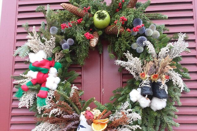 1 Hour Christmastide Walking Tour in Virginia Past and Present