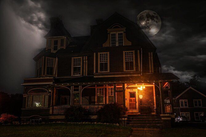Grand Rapids Wraiths and Witches Ghost Tours