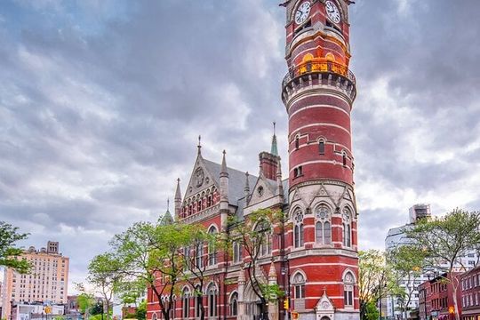 Private Haunted and Historic Audio Tour in Greenwich Village