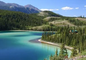 Wild Adventure Yukon Tour into Canada including City and Summit