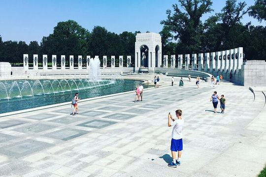 US Veteran History & Monuments With Navy Memorial & WW2 Memorial