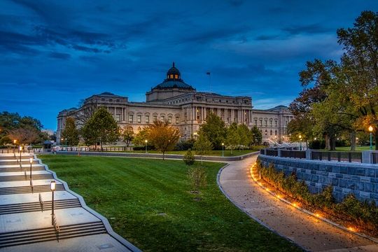Dark History: Scandals of Capitol Hill Evening Walking Tour