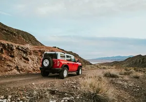 Las Vegas Guided Off-Road Adventure to Boathouse Cove