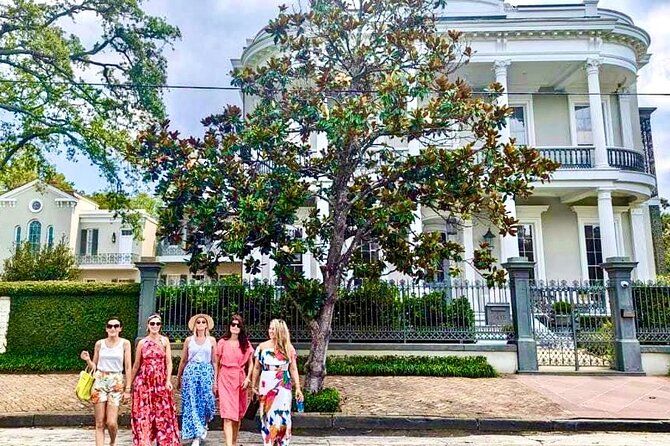 Garden District Walking Tour