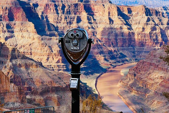 Grand Canyon and Hoover Dam Tour in Spanish - Las Vegas