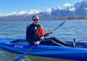 3 Hour Ladies Only Kayak Tour in Knik River