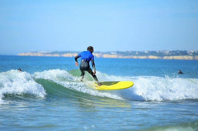 Albufeira: Beginner Surf Lesson at Galé Beach