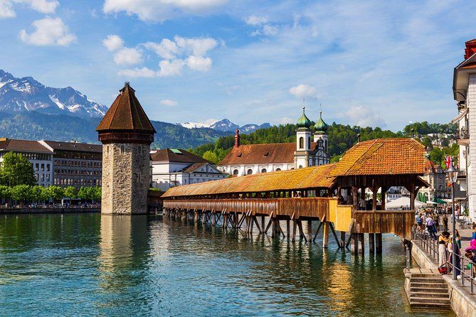Luzern Small Group Walking Tour and Lake Cruise from Basel