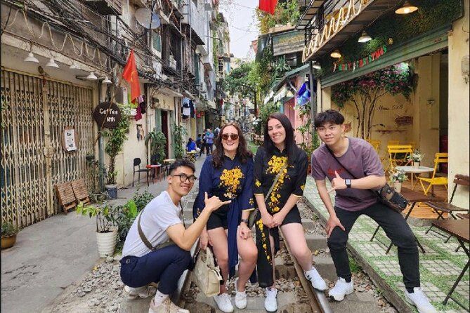 Hanoi Walking Street Food Tour with Train-Street Visit