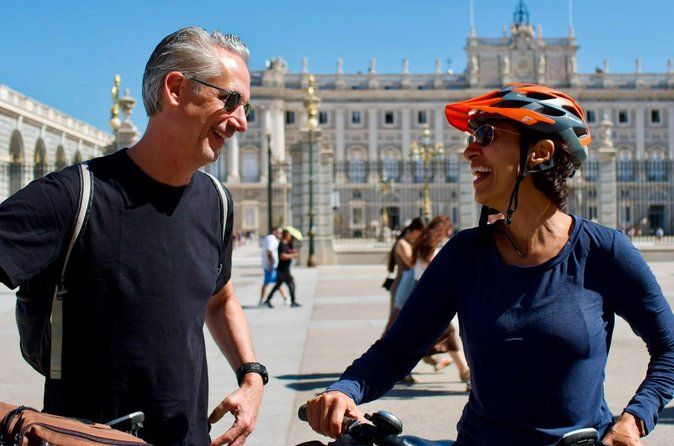 Madrid City Tour E-Bike/Regular | private/shared groups from 32€