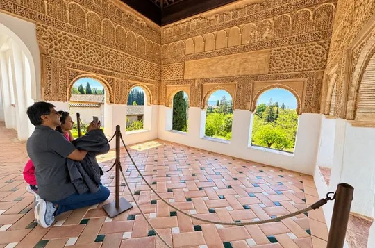 Skip The line Alhambra and Nasrid Palaces Private Tour