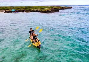 Self-Guided Kayaking Tour in Kailua Bay and Popoia Island