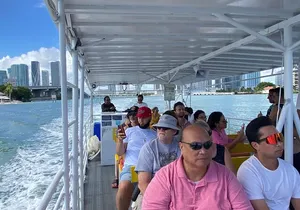 Water Taxi Hop-on Hop-off Bayside Marketplace / South Beach