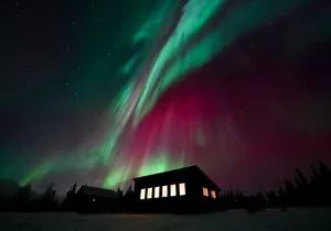 Best Alaskan Cabin Aurora Viewing with Photography @Aurora Camp