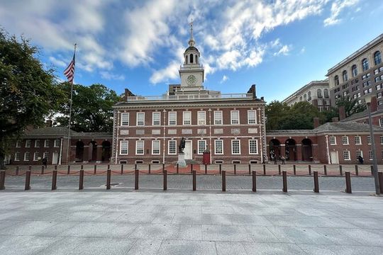Philadelphia Historic Self Guided Walking Tour and Scavenger Hunt