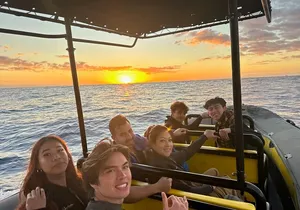 Sunset Manta Ray Tour in Kailua-Kona