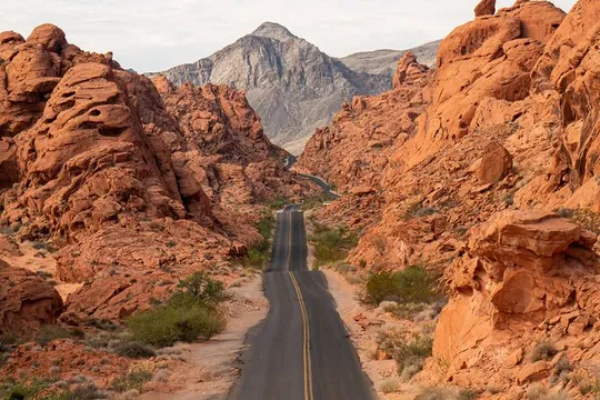6hr Valley of Fire, Hoover Dam, Boulder City Tour from Las Vegas