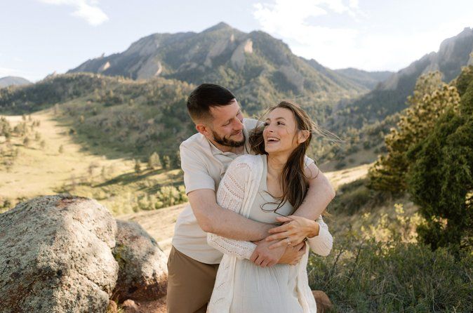 Scenic Mountain Photoshoot in Boulder, Colorado