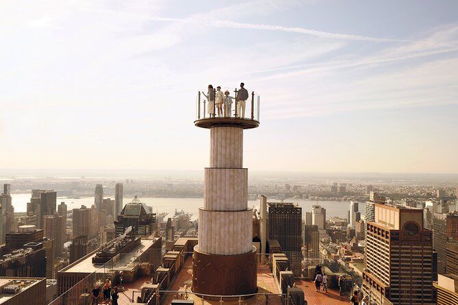 VIP Top of the Rock Pass: Guided Tour, The Beam, SKYLIFT and more