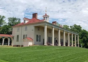 Private Mount Vernon Tour for up to 10 Guests
