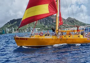 South Shore Open Sail from Kewalo Harbor Including Drinks