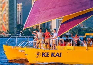 Waikiki Beach Sunset Sail