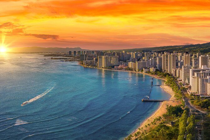 Sunset Cruise along Waikiki Coastline