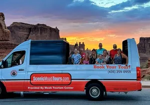 HIGHLY RATED Arches National Park Sightseeing Tour From Moab Utah