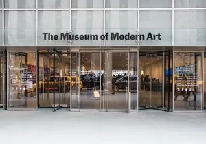 Visit the Museum of Modern Art & 3h Manhattan Walking Tour