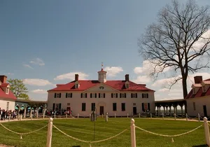 Mount Vernon Admission & Guided Tour with Old Town Alexandria