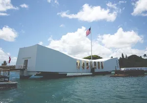 Day Trip from Kauai to Oahu: WWII Pearl Harbor Heroes