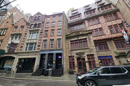 Dutch Lower Manhattan Private Walking Tour