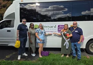 3 VA Wineries Day Trip with Optional Tasting-Inclusive Upgrade