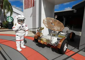 Kennedy S. Center Private Tour/Guide Luxury transportation