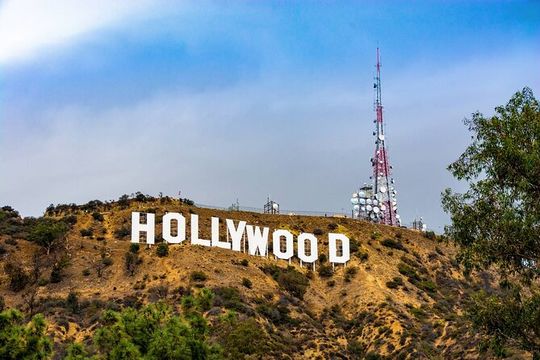 Private Hollywood and Celebrity Homes Bus Tour