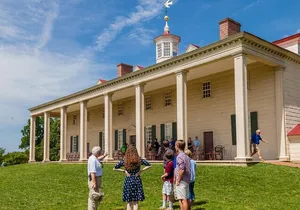 Private Walking-Guided Mount Vernon Tour