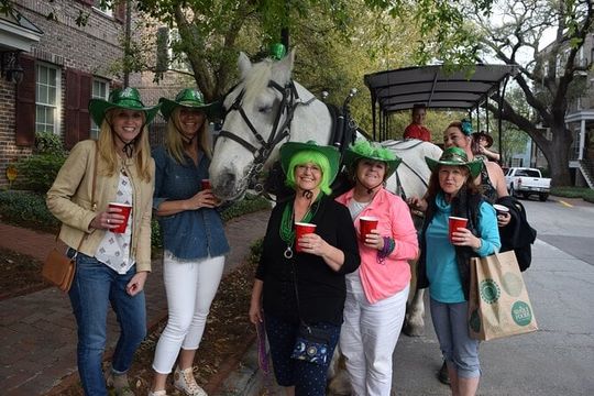 Horse Drawn Daytime Group Narrated Historic Overview Tour