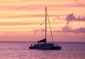 Coast of Ka'anapali Beach Sunset Dinner Sail