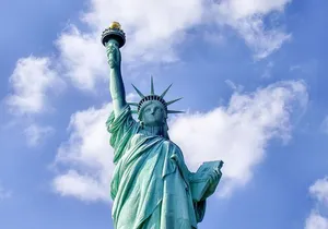 Statue of Liberty Direct Sightseeing Cruise from Brooklyn Bridge