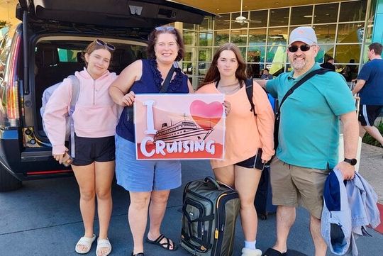 Port Canaveral Cruise Luxury Transfer to Orlando Intl Airport