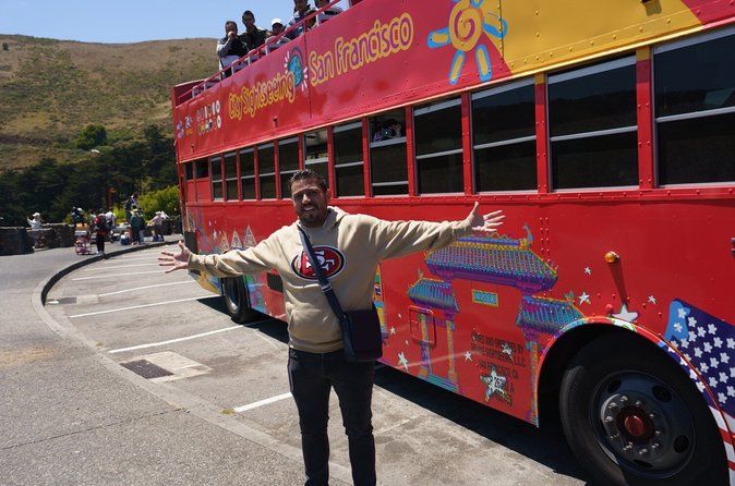 Hop-On Hop-Off Deluxe Bus Tour of San Francisco: 2 Days, 20 Stops