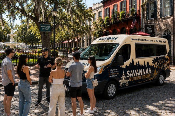 Savannah Historical Guided Open-Air Minibus Cruiser- Free Parking