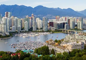 Vancouver City Finest and Social Wine tasting Private Tour
